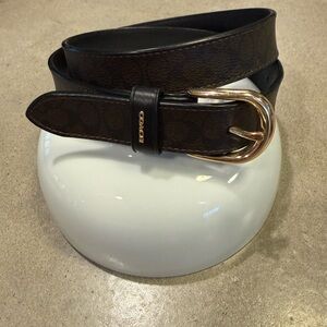 🍄 Coach Dark Brown Leather Belt with Gold-Tone Buckle